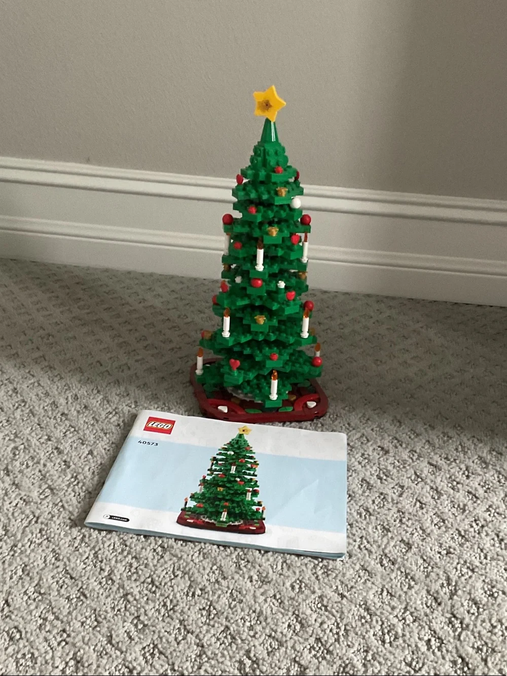 Lego Green Christmas Tree with Yellow Star and Red Ornaments